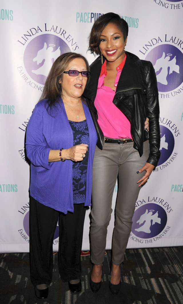 Linda Lauren, Alicia Quarles